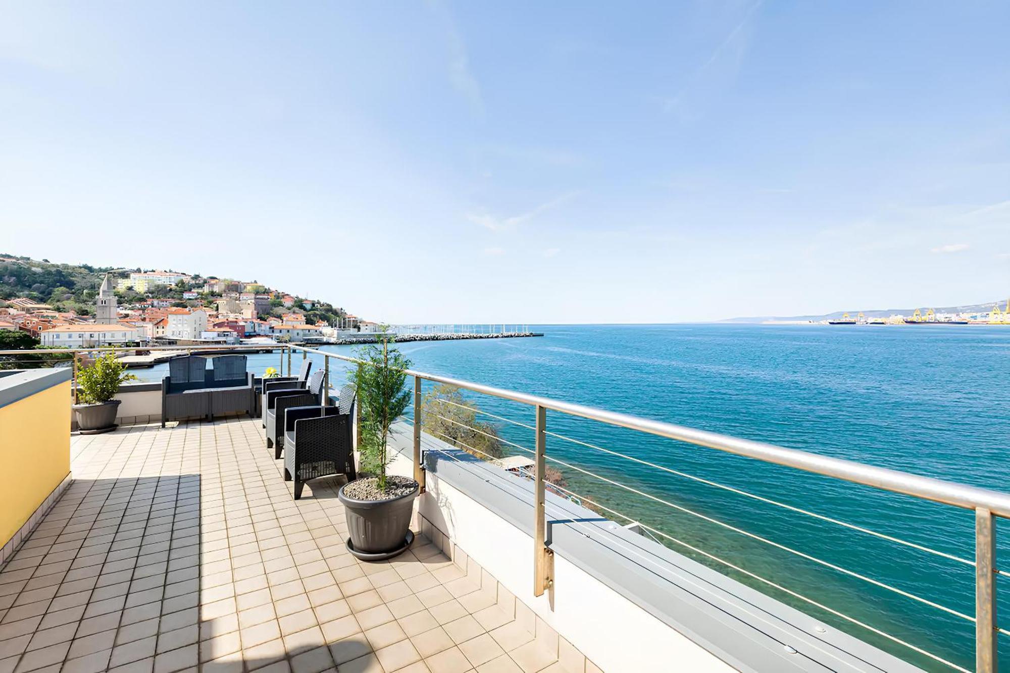 Attico Riva Mare Apartman Múggia Kültér fotó
